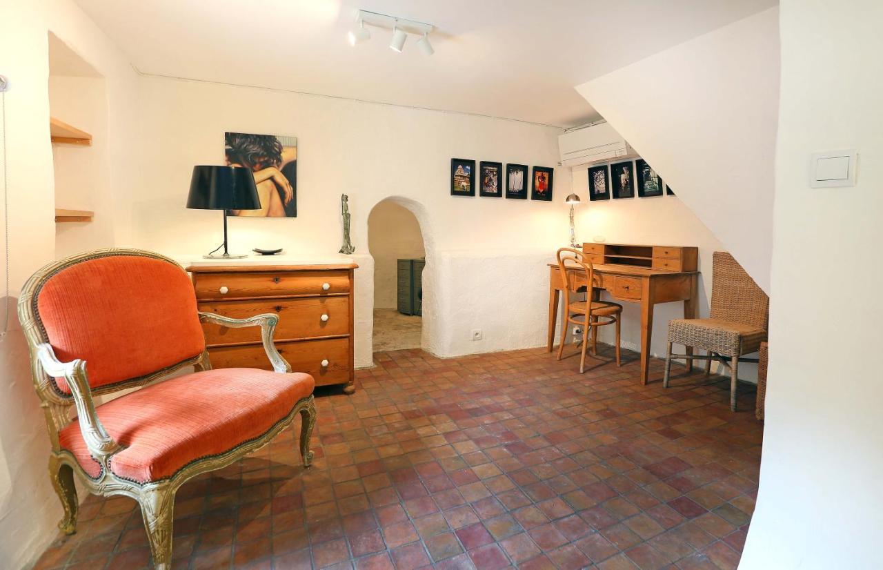 La Petite Maison De Gordes 2 Nuits Minimum 외부 사진
